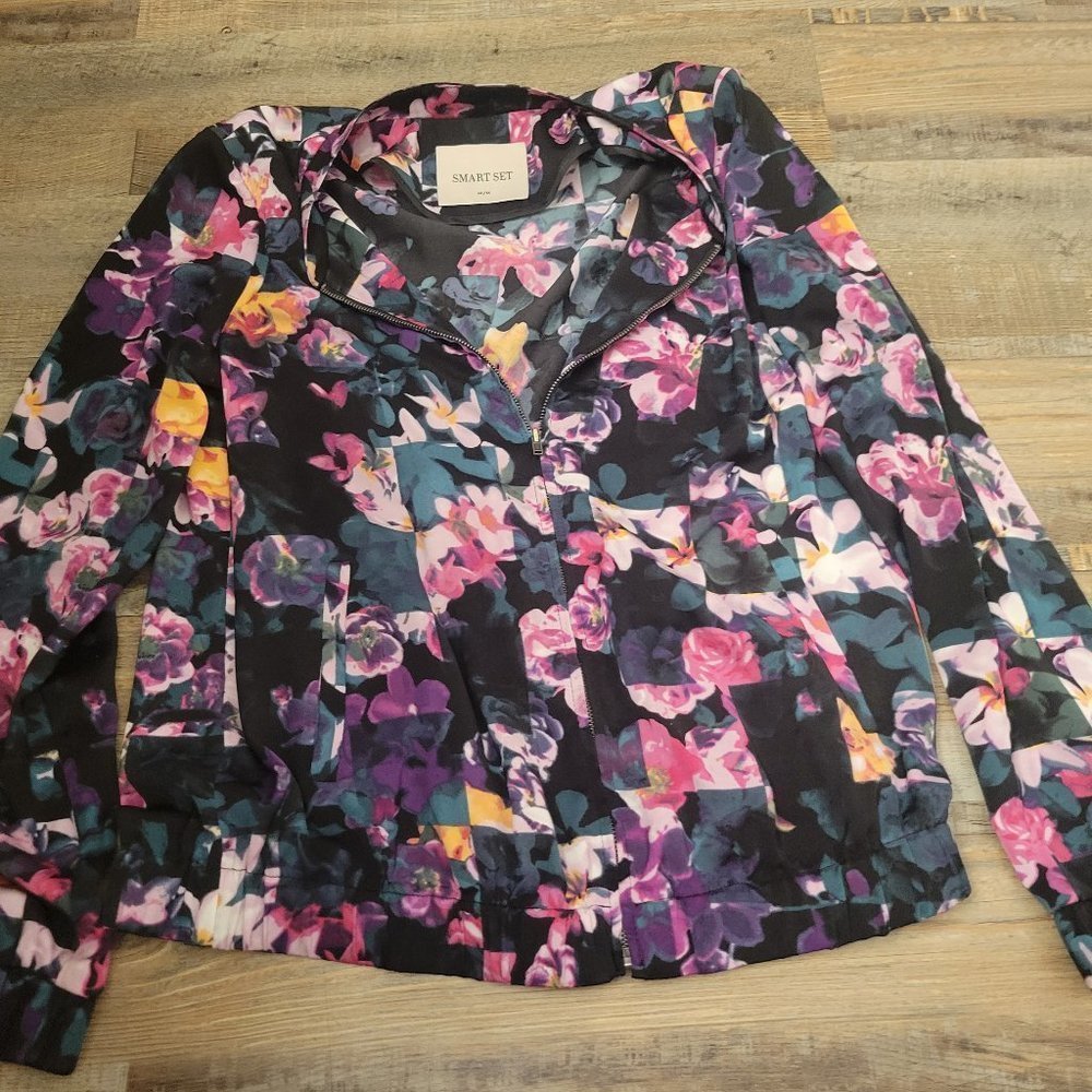 SPRING Jacket | Statement Piece | Flowery | Medium | Smart Set